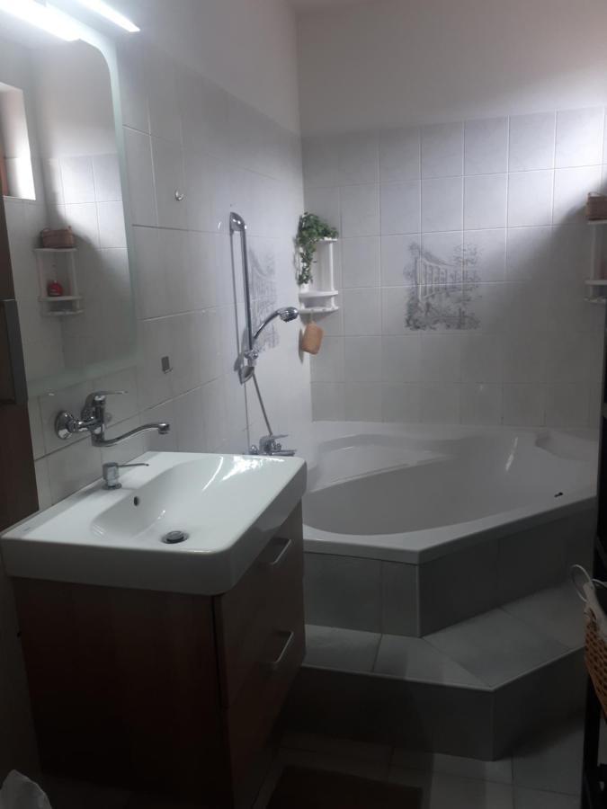 Apartman Krtiny Apartment