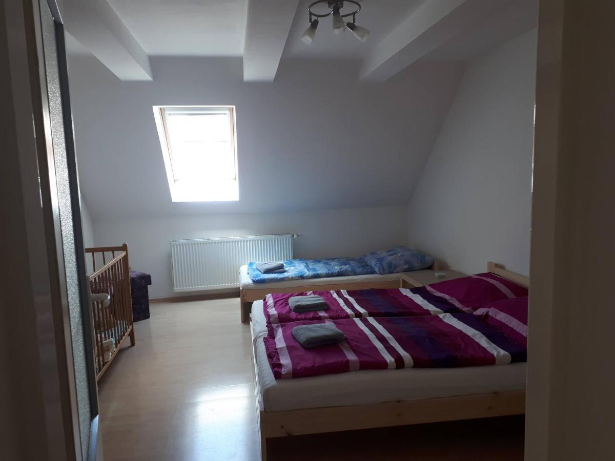 Apartman Krtiny *